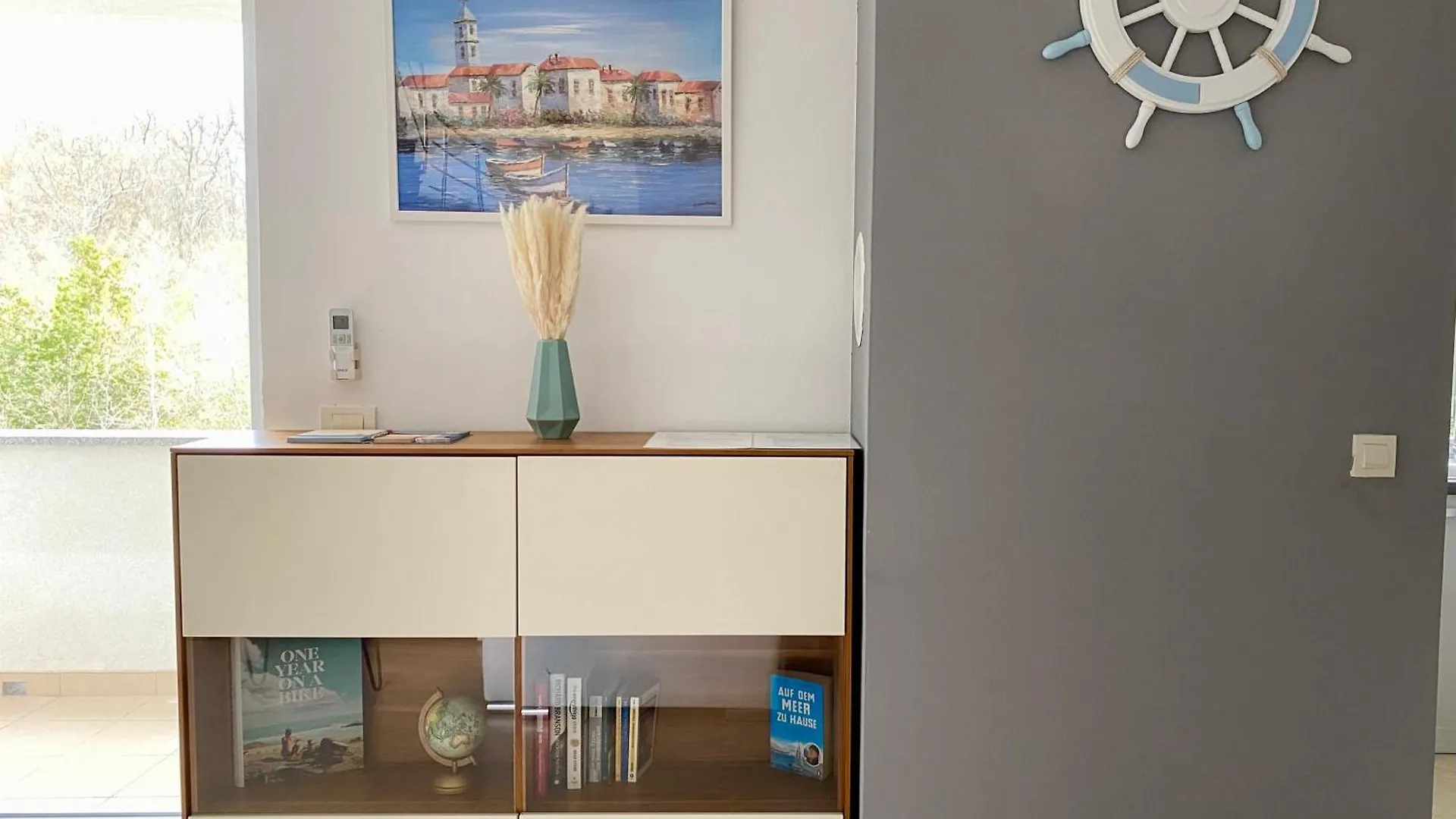 Modern And Spacious 3-Bedroom Apartment With Balcony Near Beach Malinska